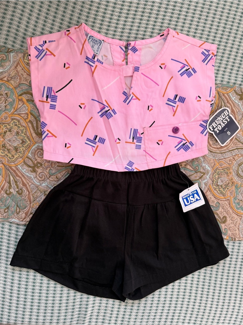 NEW VTG 80s French Toast Pink Geometric Print Crop Top & Tulip Black Shorts